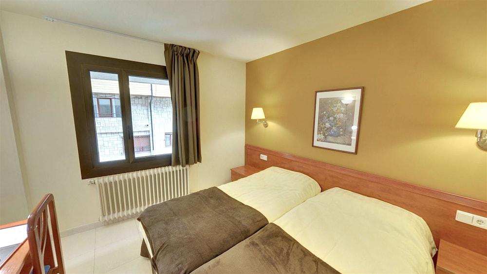 Hotel Guineu Pas De La Casa Zewnętrze zdjęcie